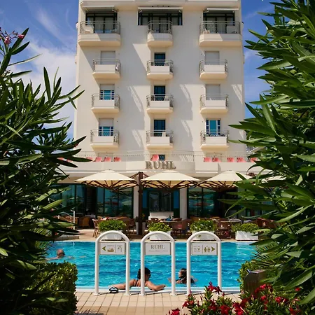 Ruhl Beach Hotel & Suites Отель 3*