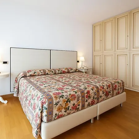 Hotel Ruhl & 3*