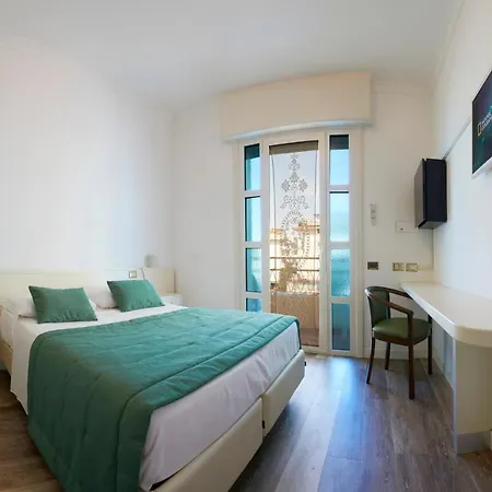 Ruhl Beach Hotel & Suites 3*