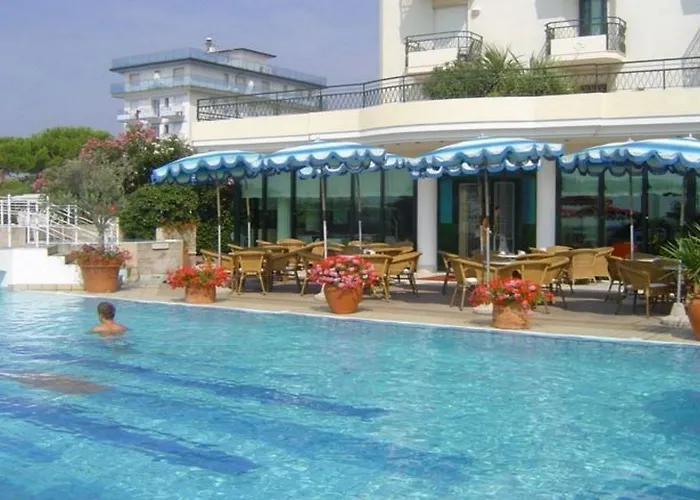 Ruhl Hotel&suites Hotel 3*